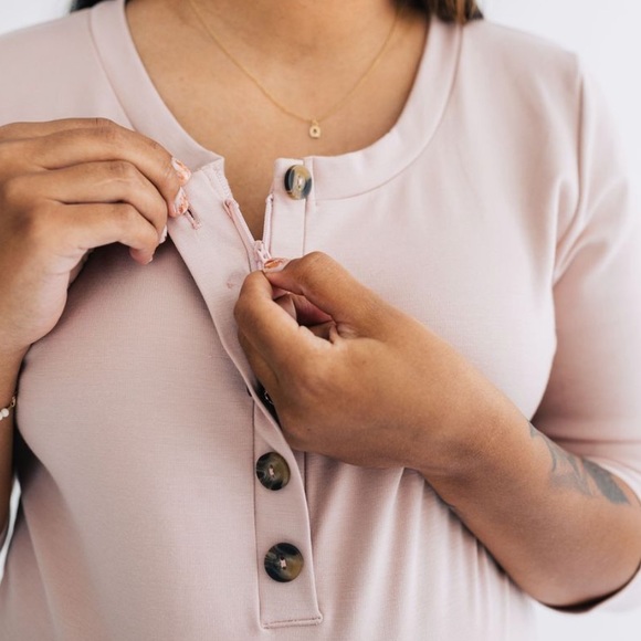 Lou Lou & Company Everyday Dress - Picture 2 of 3